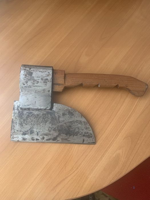 Топор мясника из стали
