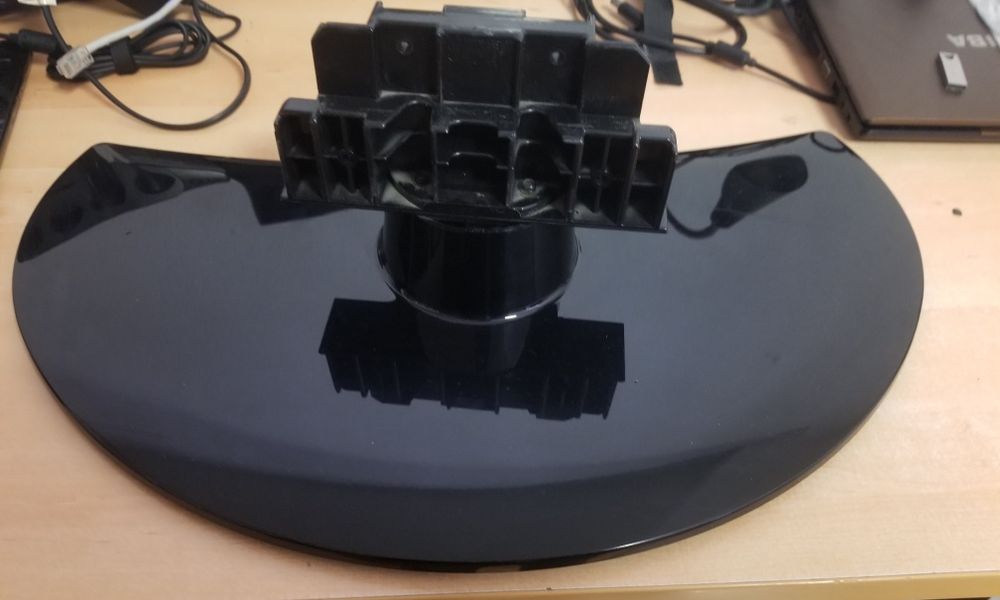 Suporte televisão  40P64409312639746120