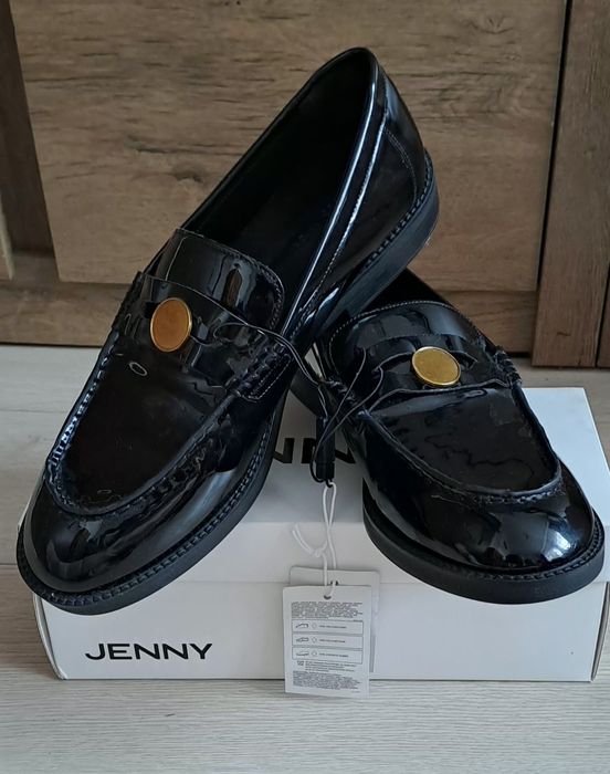 Czarne lakierowane mokasyny na szersza stope .Nowe