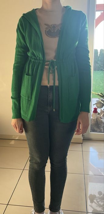 Sweter wiązany w rozmiarze uniwersalnym