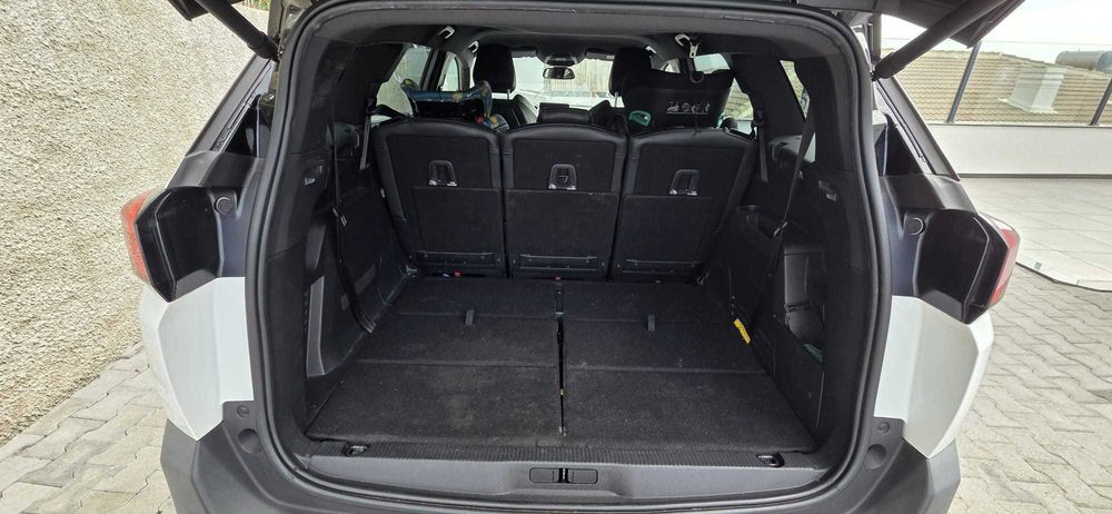 Se Procura carro para família toda aqui tem o ideal. — photo 4