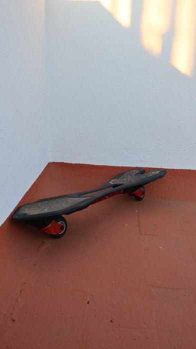 Waveboard Oxelo / Skate em Bom Estado – Rolamentos em Excelente Estado