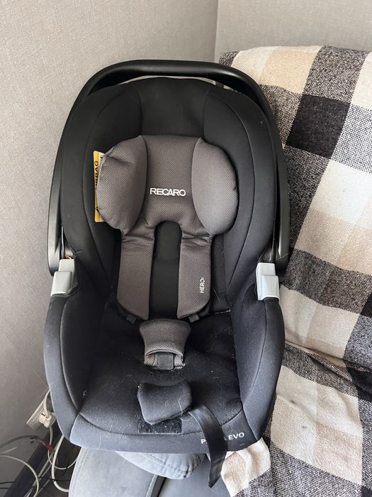 Recaro автолюлька до 9 місяців