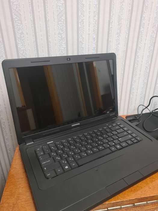 Ноутбук COMPAQ 126г