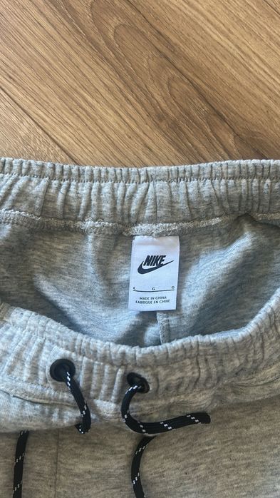 Nike tech spodenki