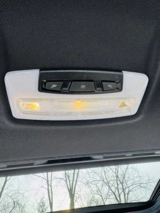 BMW 3 Series      2017