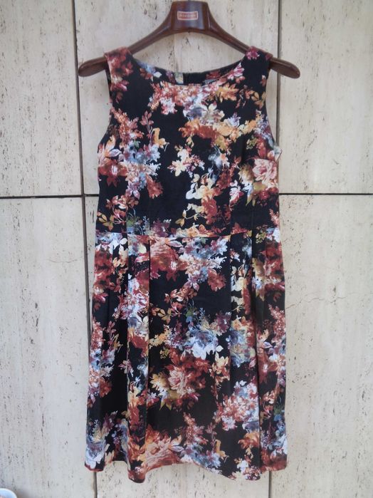 Sukienka damska taliowana - Grey Wolf - rozm. L - Bawełna