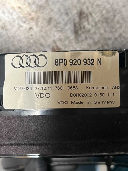 Quadrante Audi A3 1.6 TDI ref: 8P0 /920 932 N