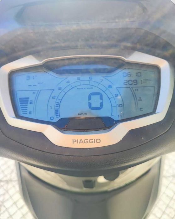 Piaggio Beverly 300cc poucos kms