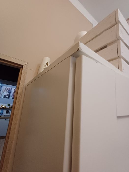 Szafa z lustrem drzwi