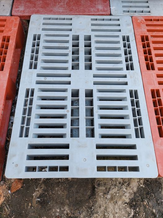 Palety plastikowe H1   1200/800