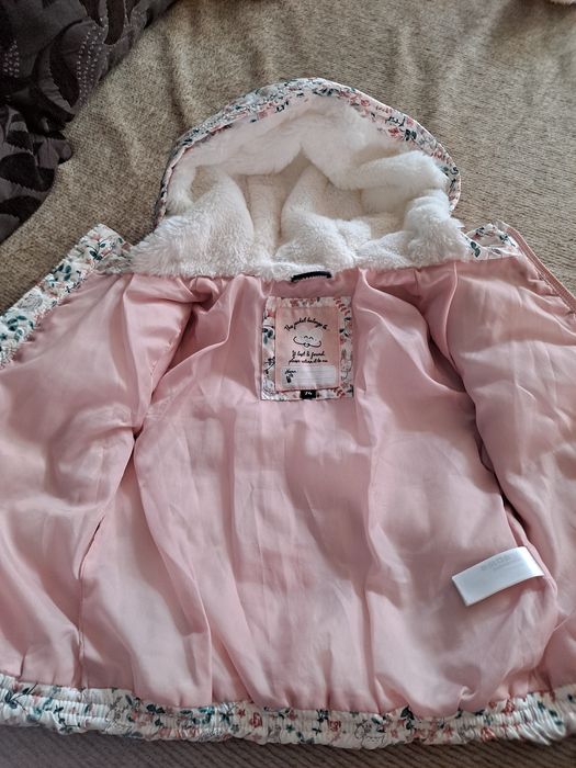 Kurteczka zimowa wraz z czapeczka c&a