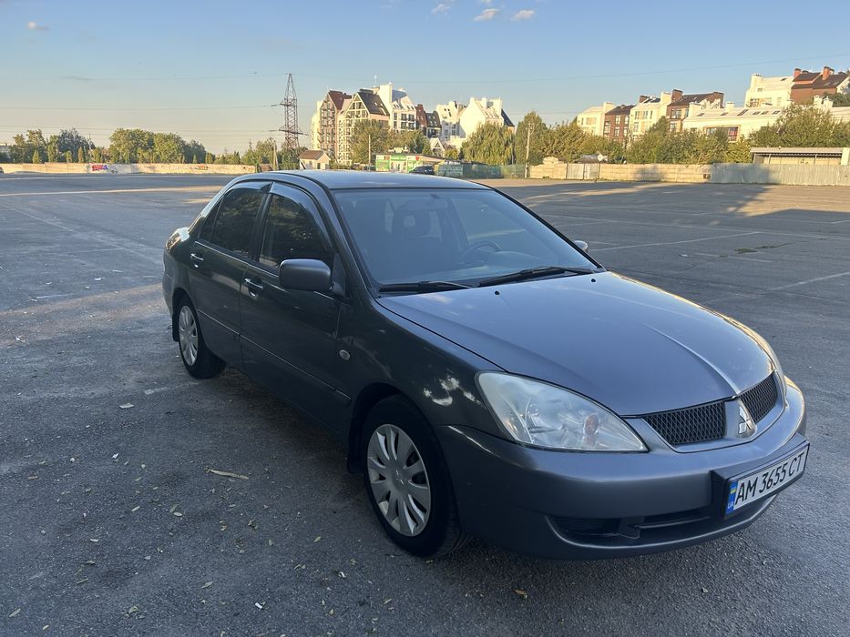 Mitsubishi lancer 9