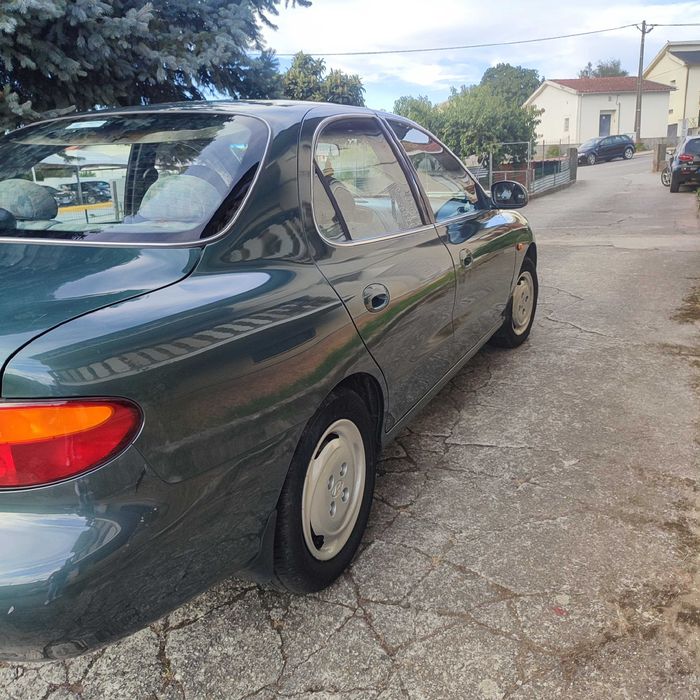 Carro hunday lantra