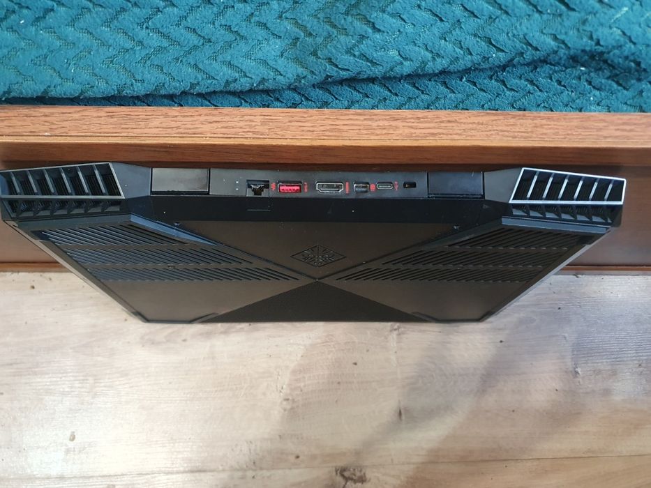 HP OMEN  gtx 1050ti 32gb ram