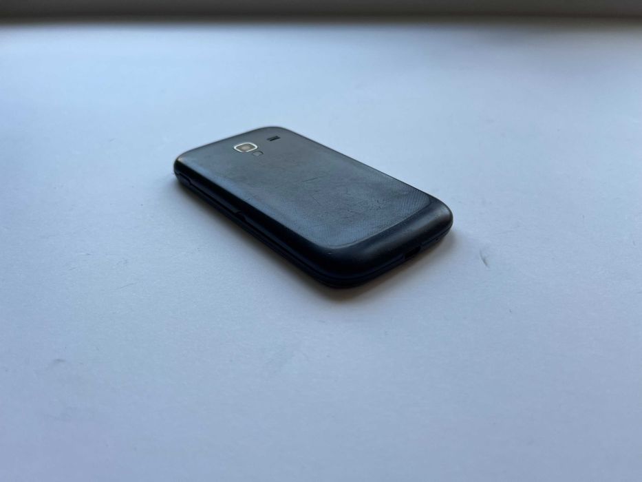 Samsung GALAXY Ace 2 (GT-i8160) komplet, ładny, czarny