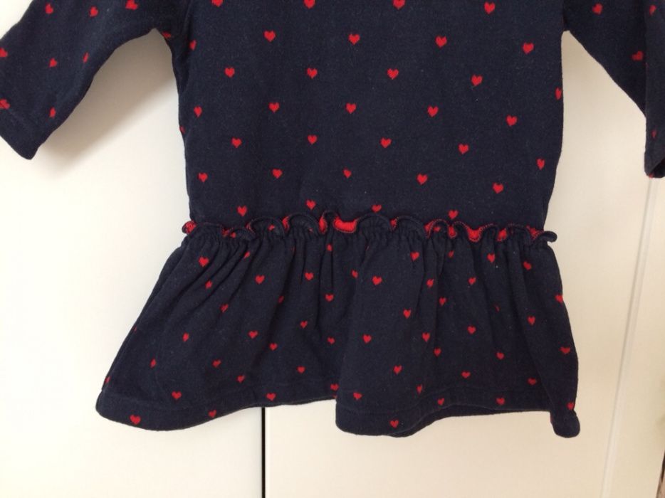 Sukienka w serduszka 68 petit bateau