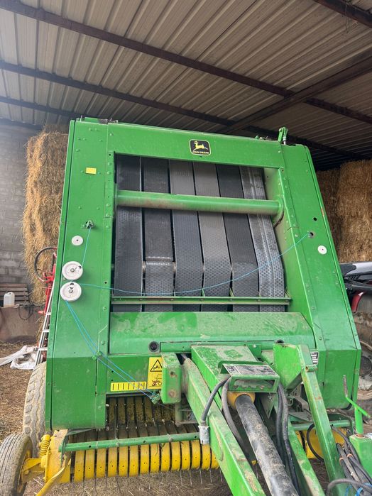 Enfardadeira jonh deer