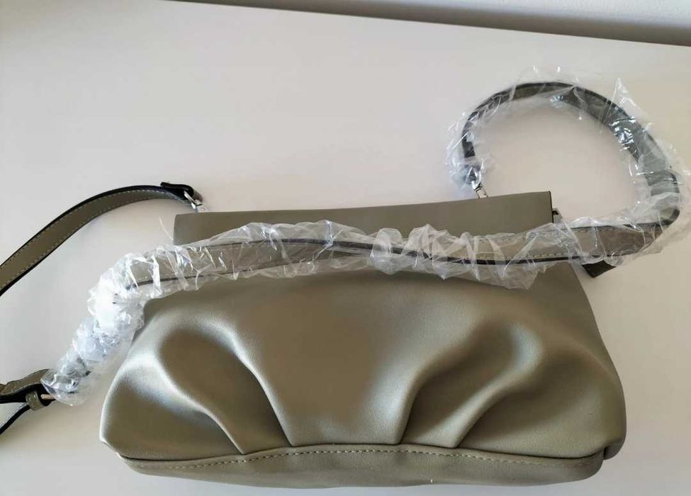 Mala nova Sfera com etiqueta