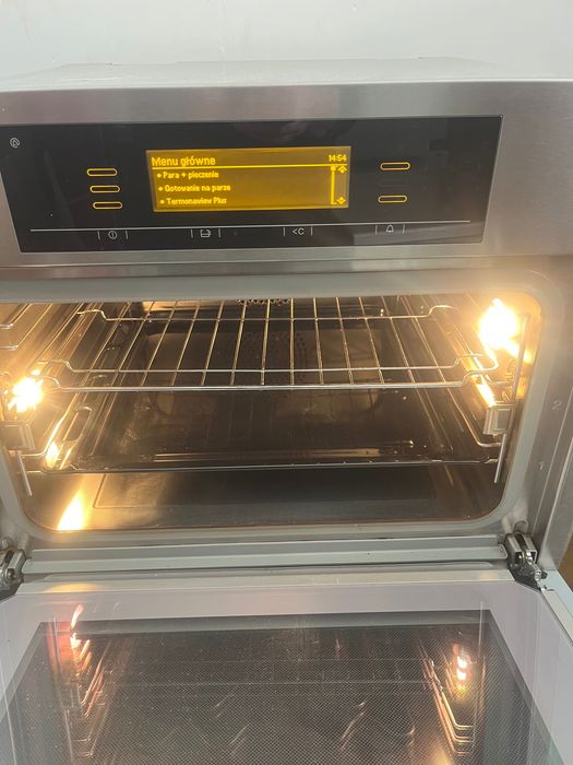 Piekarnik konwekcyjno-parowy Miele DGC 5080 XL z gwarancją