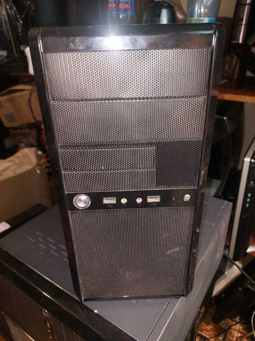 Корпус для компьютера и ПК ATX,