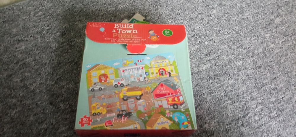 Puzzle ,  gra , rzepy, klocki.