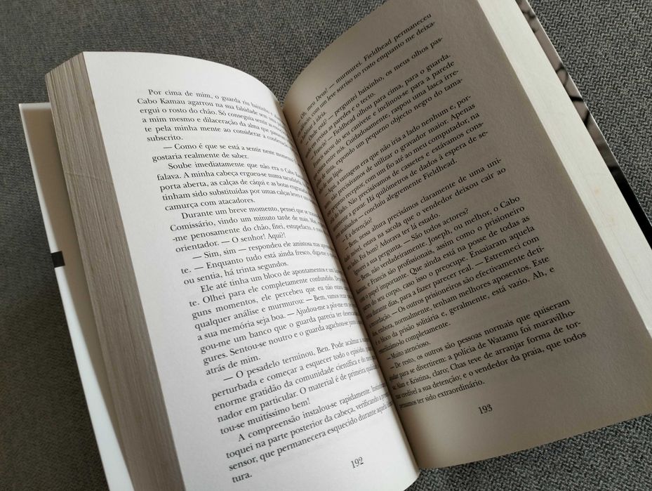 Livro "A ratoeira" de Hector Macdonald