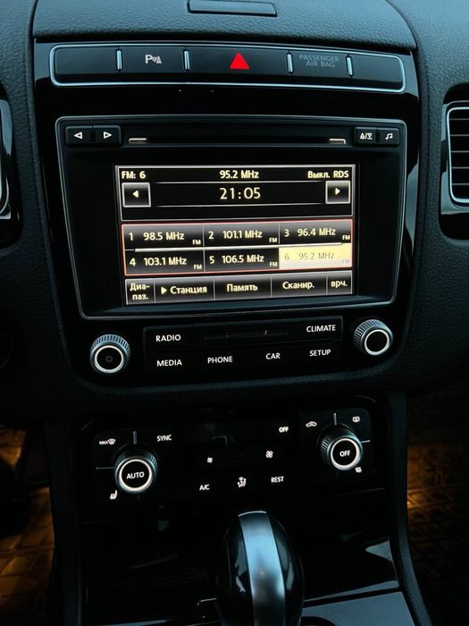 Продам Volkswagen Touareg 2015