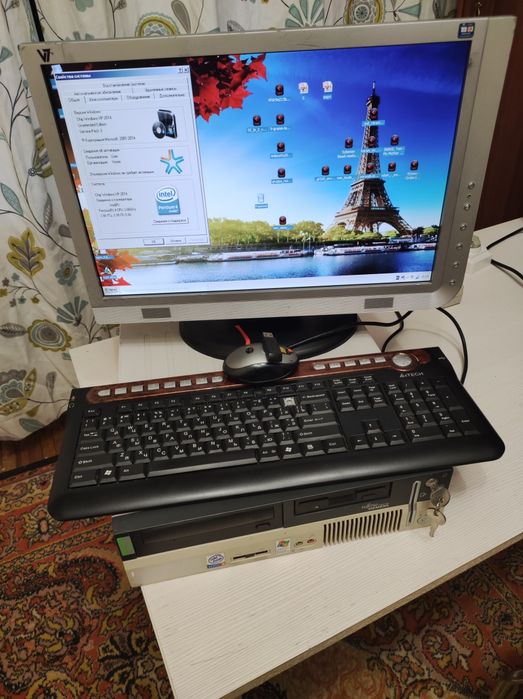 Комп'ютер персональний настольний