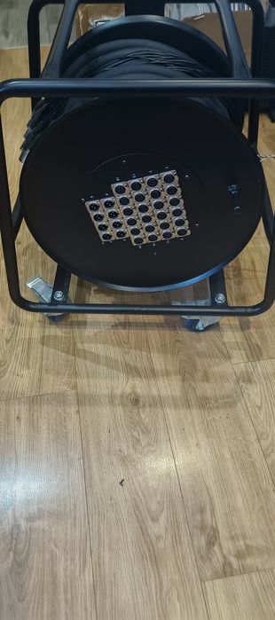 Multicore na wózku 30m 24in/8out