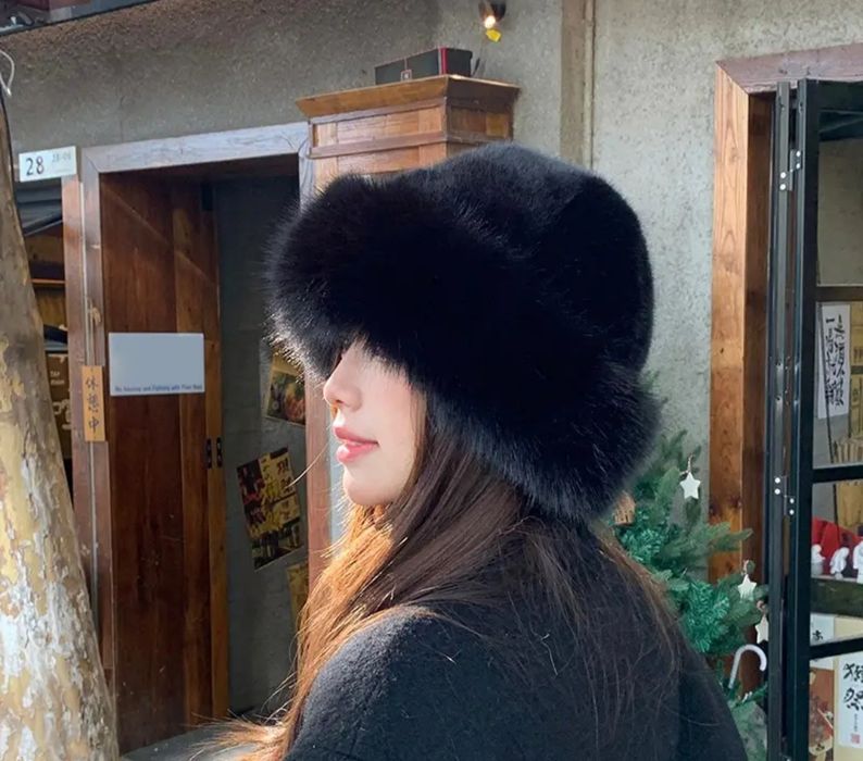 Шапка з штучного хутра