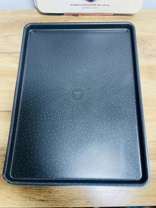 Klasyczna forma Tefal 28 x 38cm