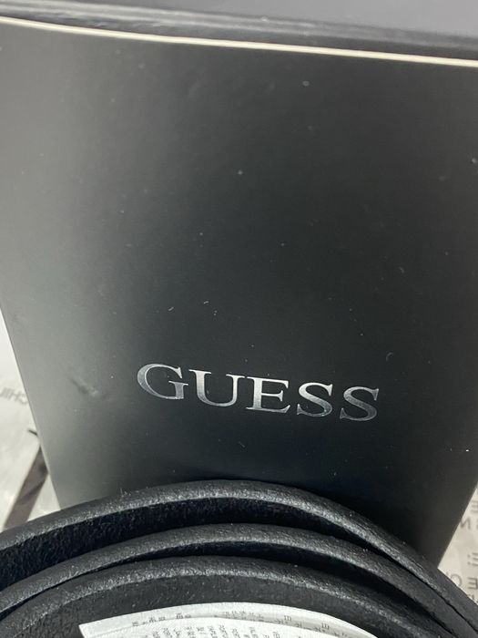 Cinto Guess original em pele