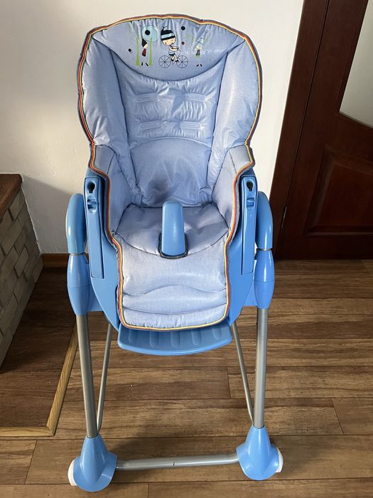 Стільчик для годування