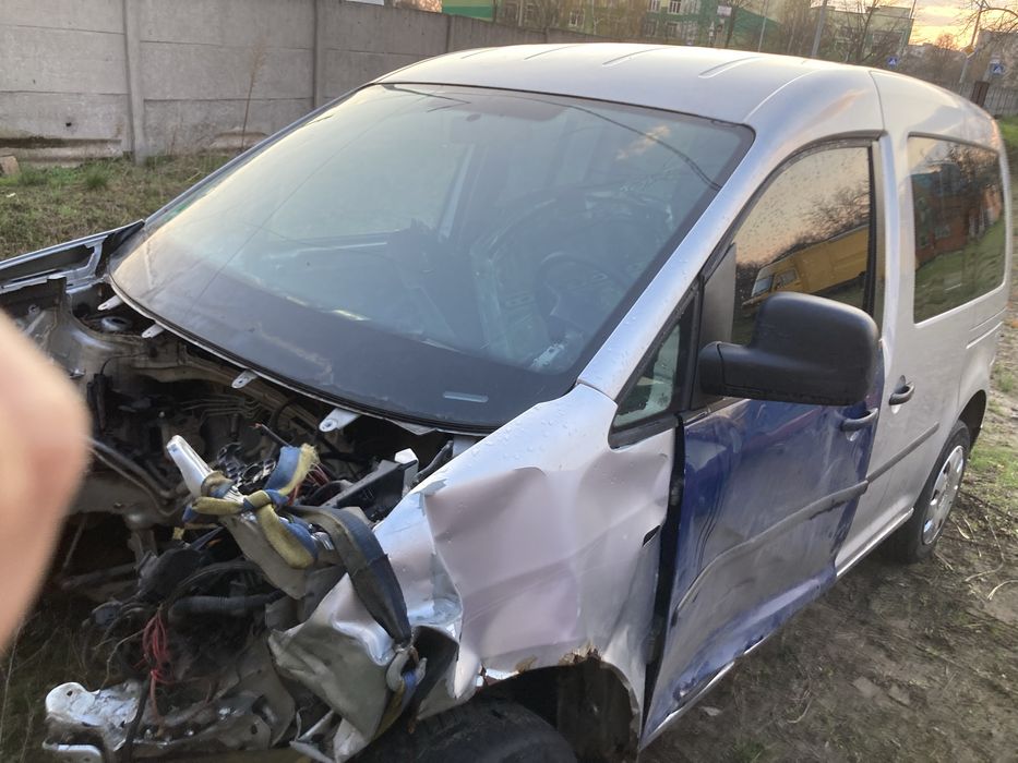 Caddy 1.6 2005 після дтп