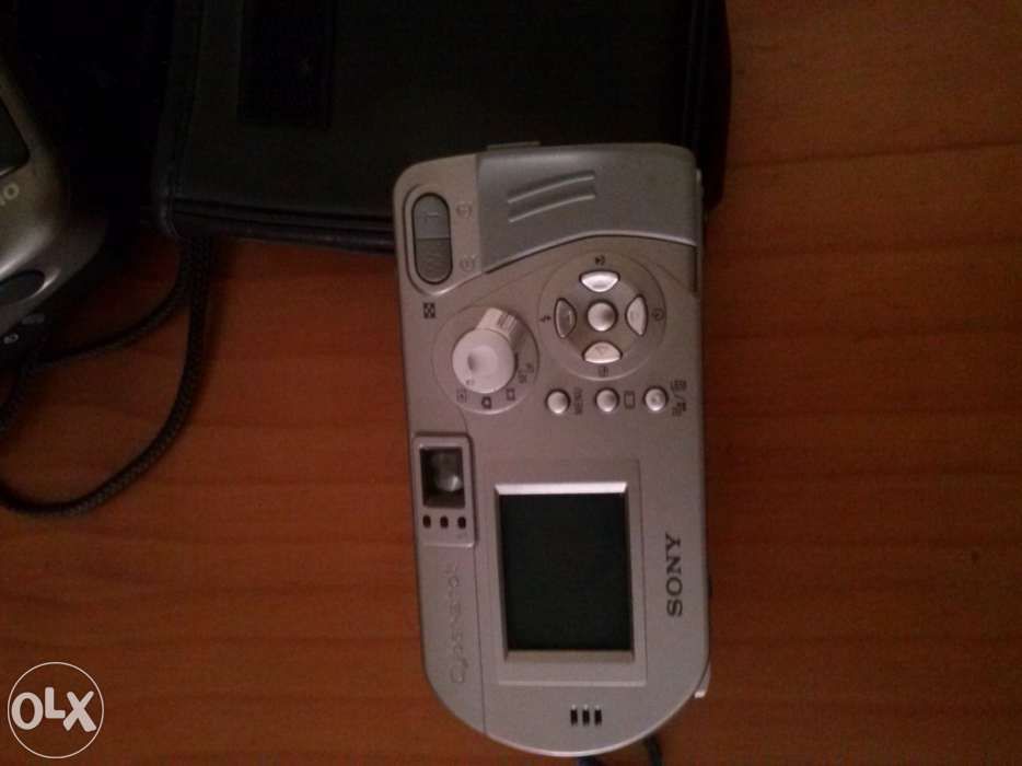 Tripé extensivel para maquina fotografica c/Maquina Sony de Oferta