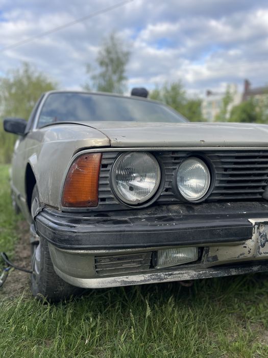 Bmw 7 e23 дві шт не завершений проект