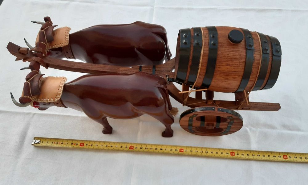 Conjunto de bois feito à mão em madeira - Artesanato