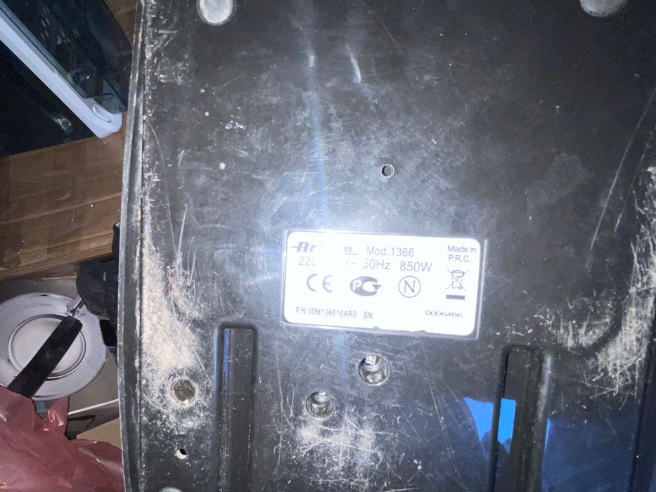 Vitek VT-1513 BK и Кофеварка Ariete  1366 Рожкова