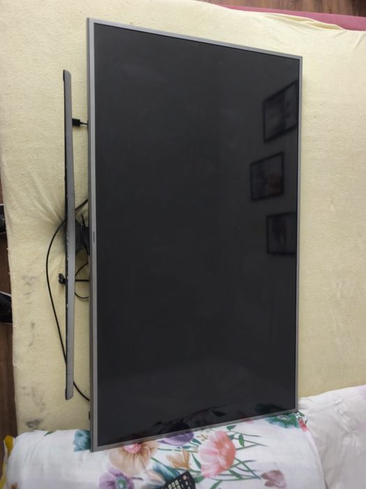 Telewizor Samsung 55" 4K Smart TV UE55JU6870 | Stan BDB, W pełni sprawny