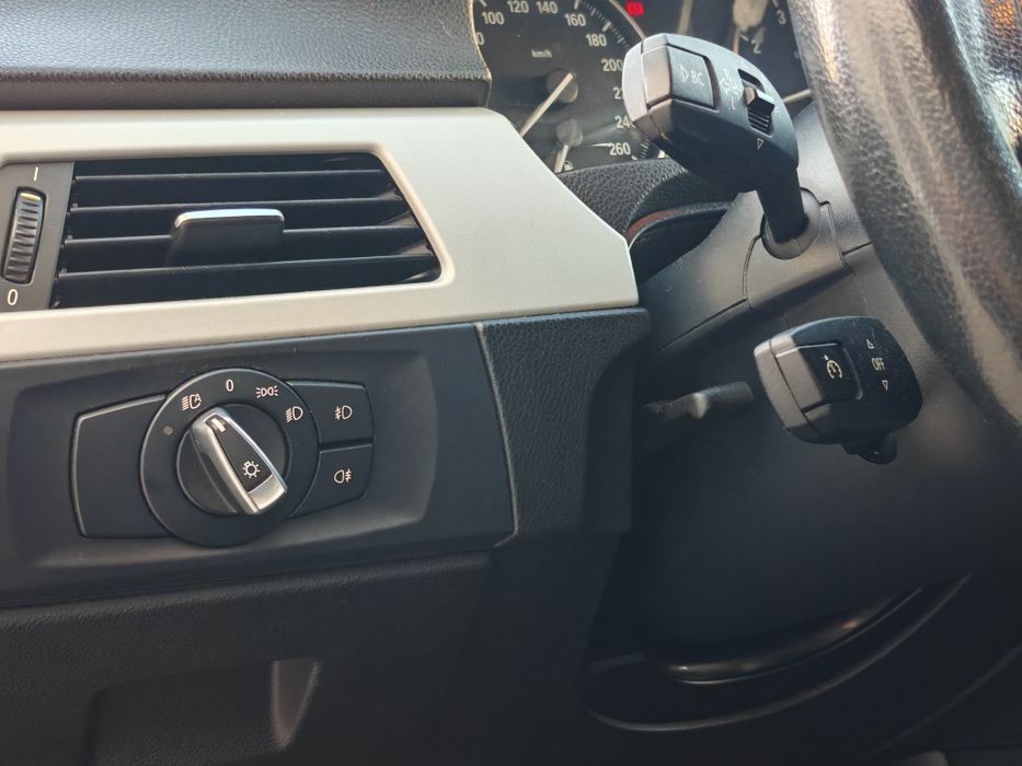 BMW 318i 2009 Facelift – Automático – 143 cv