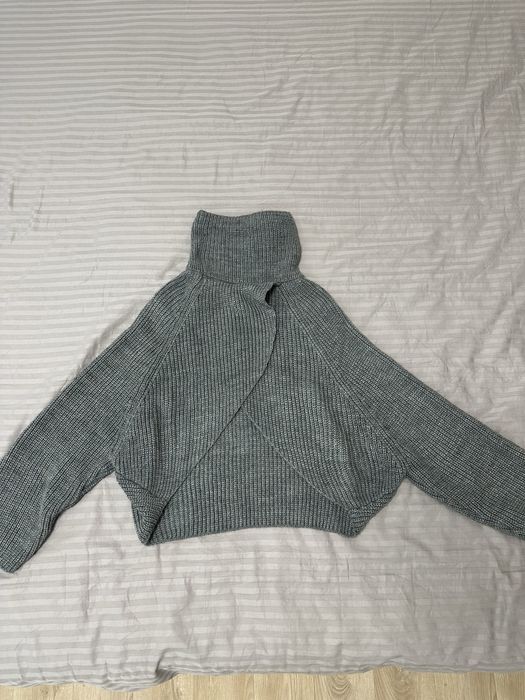 Продам жіночий світер