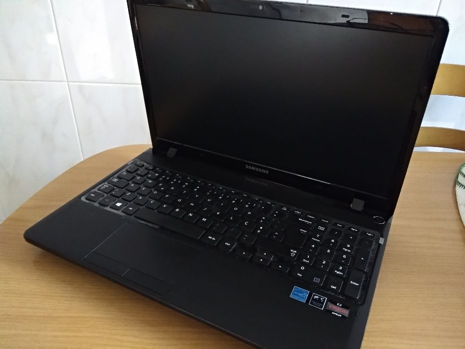 Samsung 355E5C-A01PT portátil + carregador + bateria - 15,6 polegadas64738205178242123