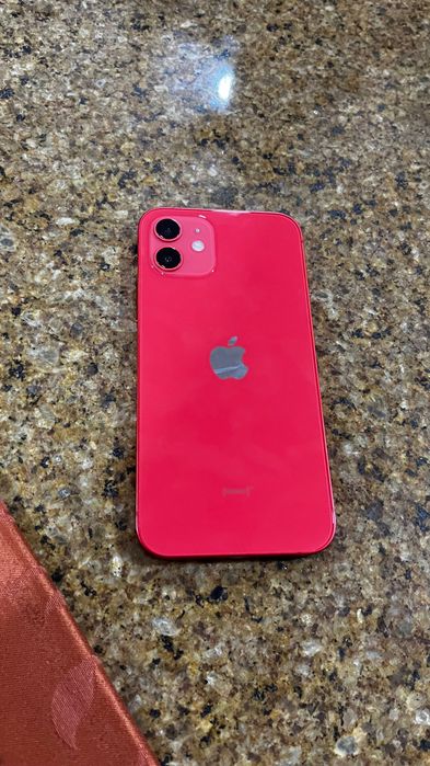 Vendo Iphone 12 Vermelho