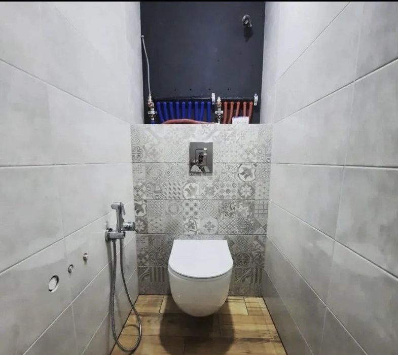 САНТЕХНИК Киев | Аварийная прочистка канализации | Ремонт бачка