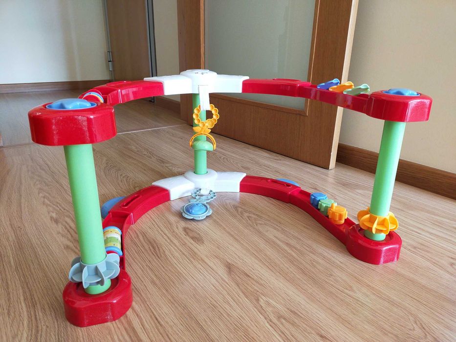Arco de actividades - Ginásio de bebés