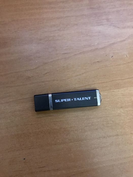 Флешка USB 4 g: 111 грн. - Зовнішні накопичувачі Хмельницький на Olx