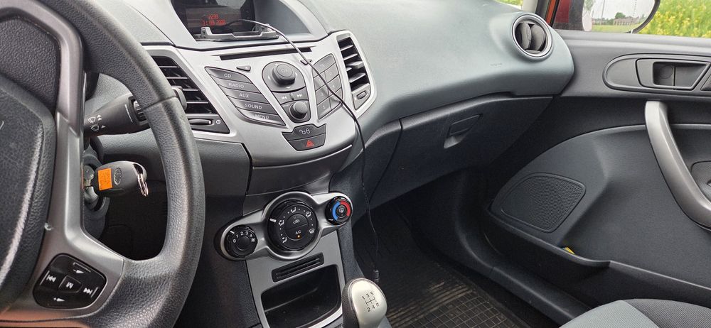 Ford Fiesta 1.4TDCI 2008r, klima 5 drzwi