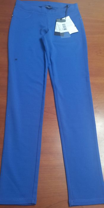 Calças leggins/ Calças guess