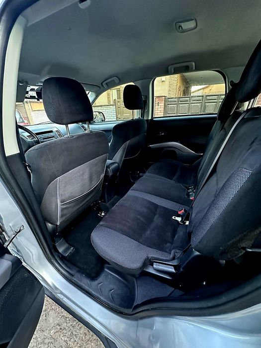 Продаю Mitsubishi Outlander 2008.